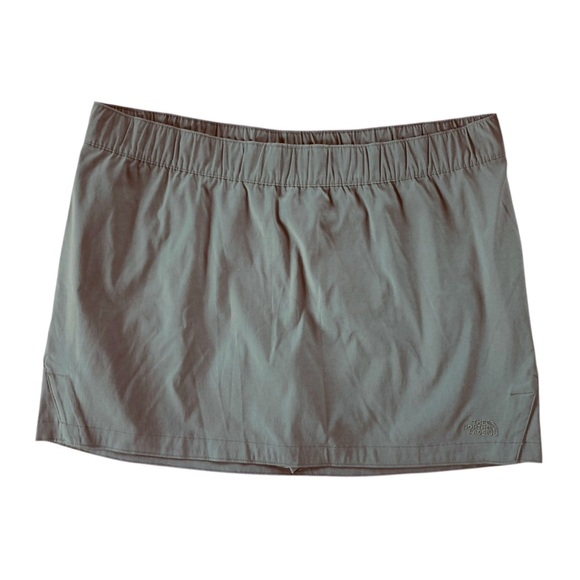 The North Face Class V Agave Green Skort UPF 50+ (Size XXL) - Picture 2 of 12